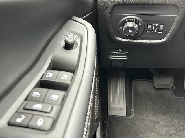 new 2025 Jeep Grand Cherokee L car, priced at $56,910