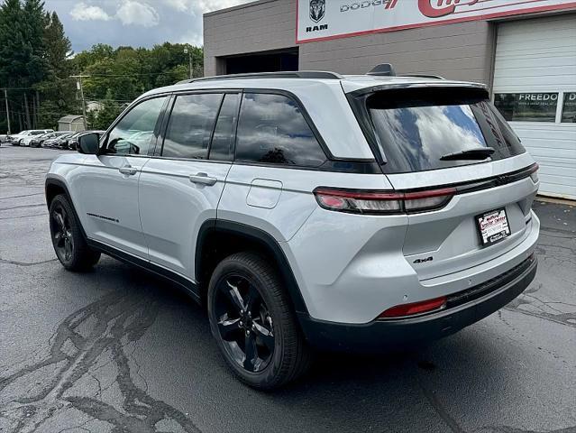 new 2024 Jeep Grand Cherokee car, priced at $47,832