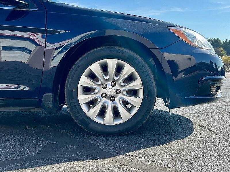 used 2014 Chrysler 200 car, priced at $6,892