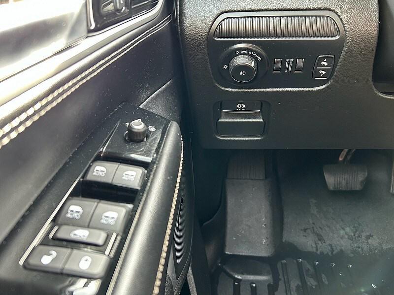 used 2022 Jeep Wagoneer car, priced at $39,988