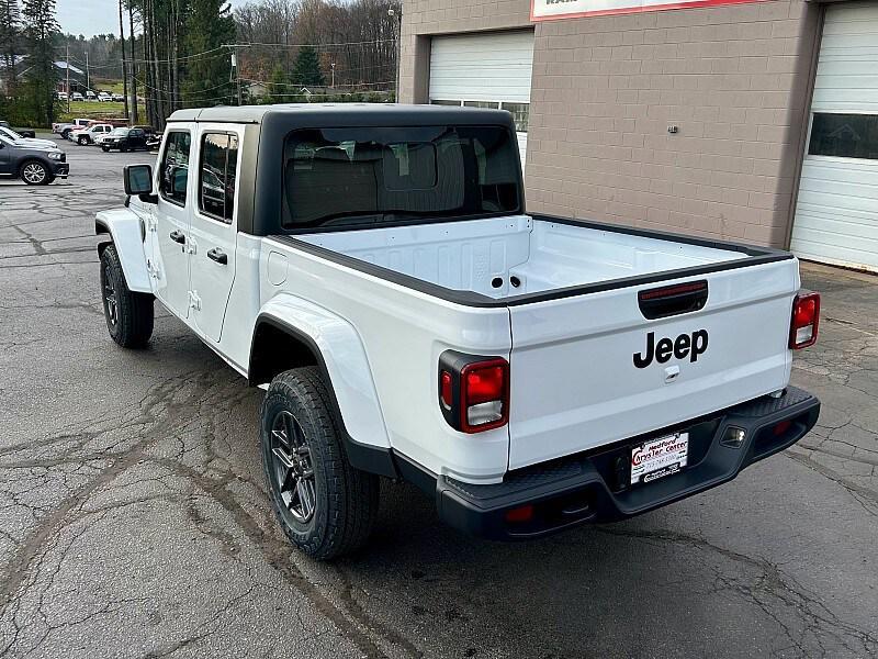 new 2026 Jeep Gladiator car, priced at $53,380