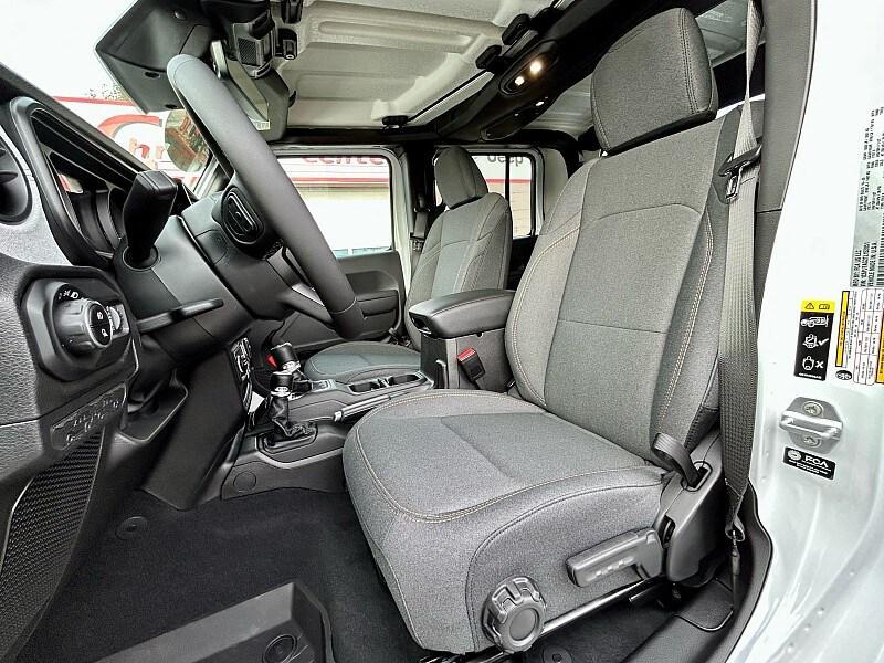 new 2026 Jeep Gladiator car, priced at $53,380