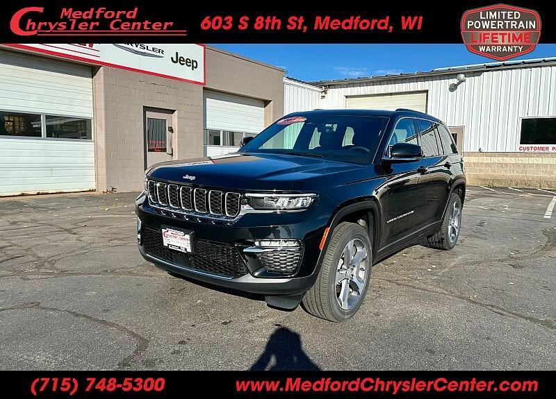 new 2025 Jeep Grand Cherokee car, priced at $51,115