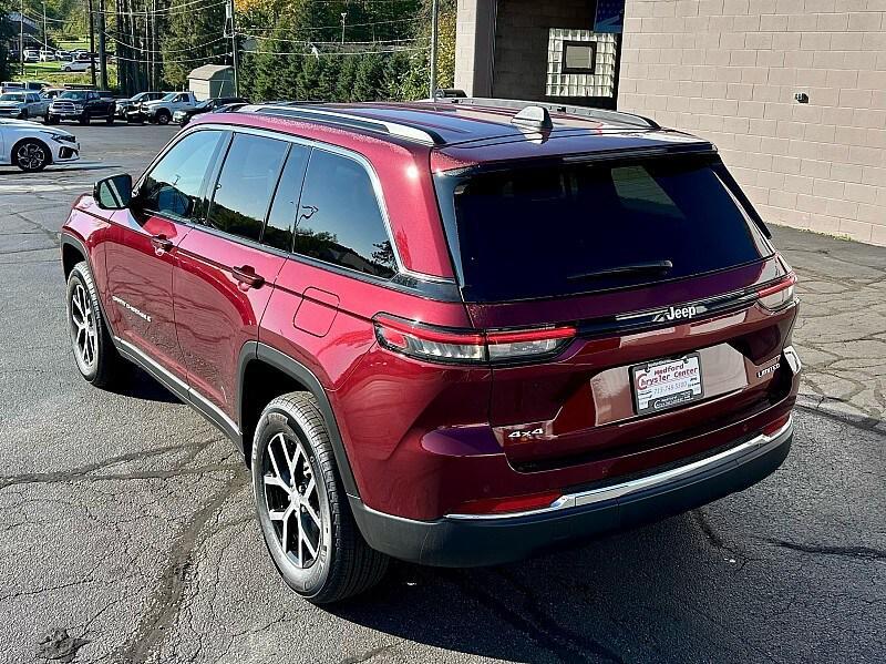 new 2025 Jeep Grand Cherokee car, priced at $48,490