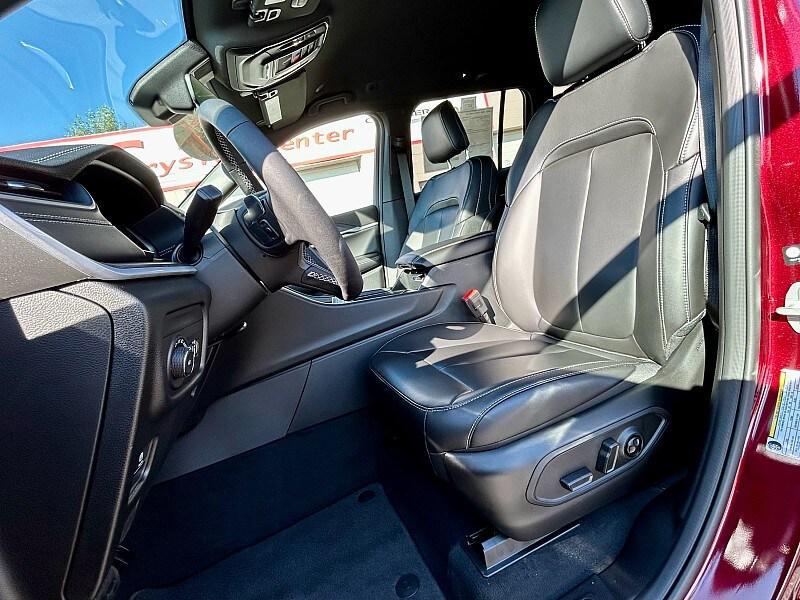new 2025 Jeep Grand Cherokee car, priced at $48,490