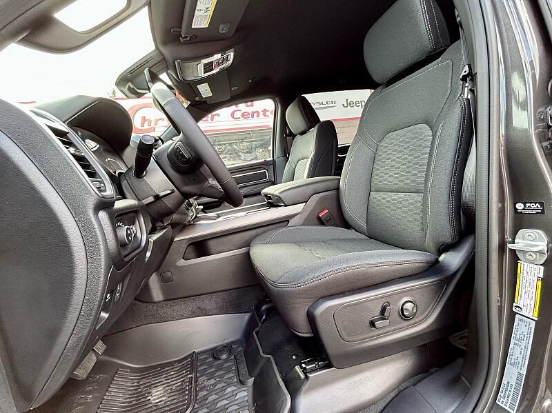 new 2025 Ram 1500 car, priced at $53,202