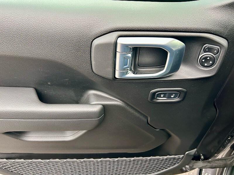 new 2026 Jeep Wrangler car, priced at $50,015