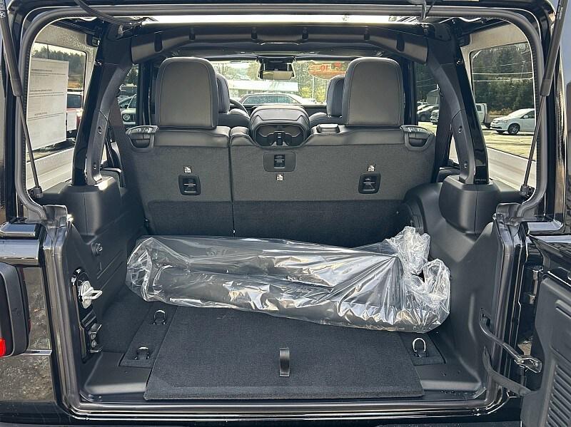 new 2026 Jeep Wrangler car, priced at $74,405