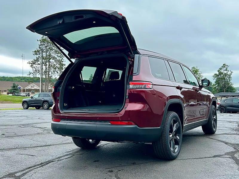new 2025 Jeep Grand Cherokee L car, priced at $49,550