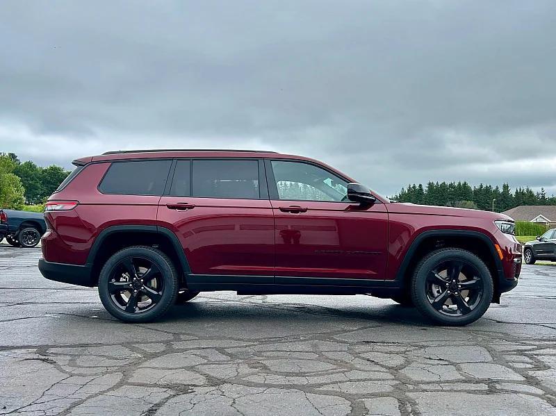 new 2025 Jeep Grand Cherokee L car, priced at $49,550