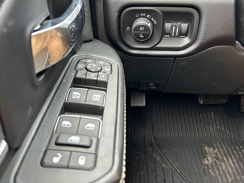 new 2025 Ram 2500 car, priced at $65,754