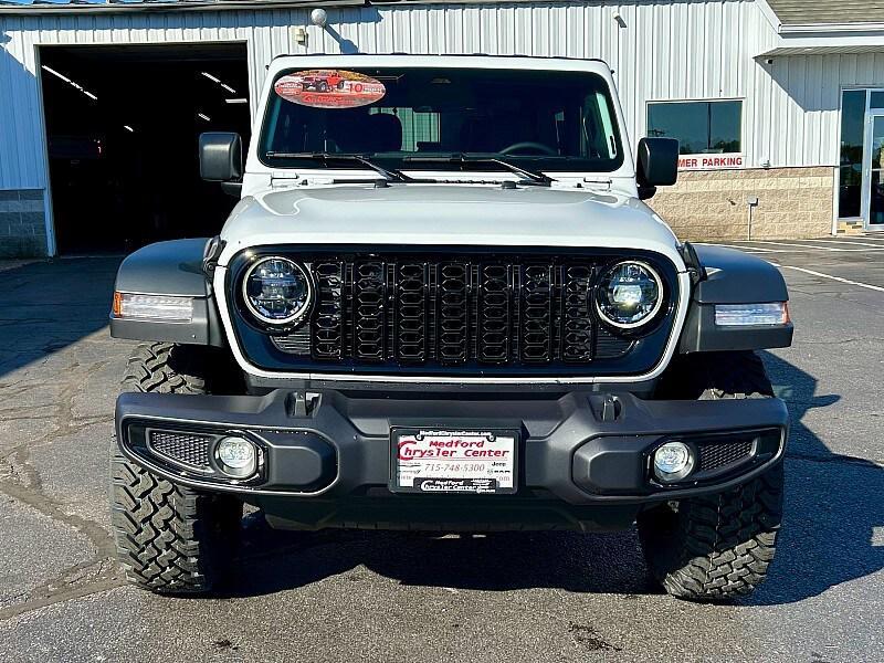 new 2026 Jeep Wrangler car, priced at $51,015