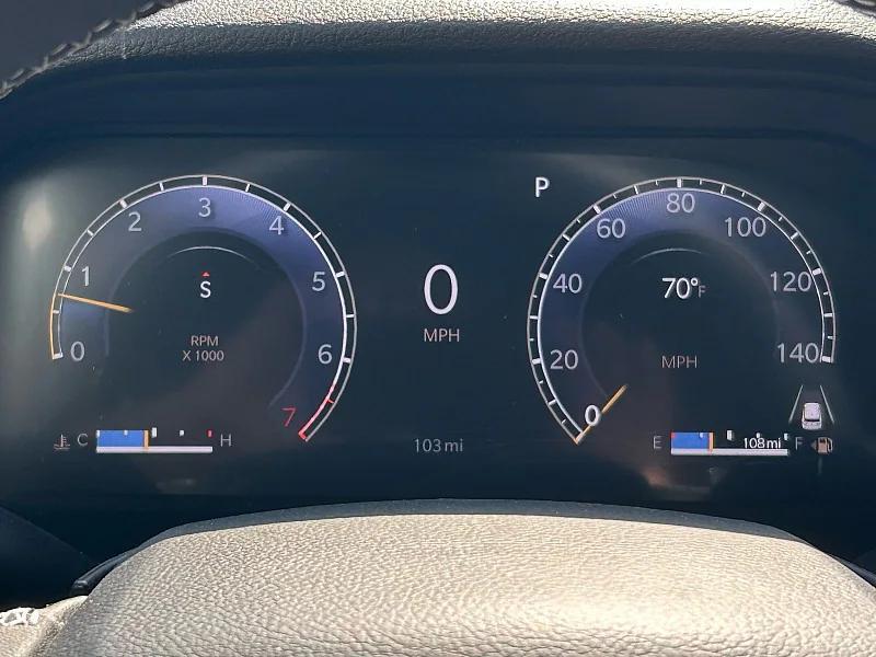 new 2025 Jeep Grand Cherokee car, priced at $43,575