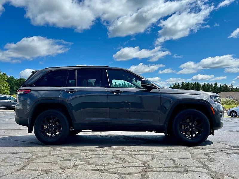 used 2024 Jeep Grand Cherokee car, priced at $38,486