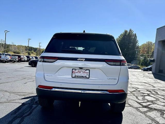 new 2025 Jeep Grand Cherokee car, priced at $46,402