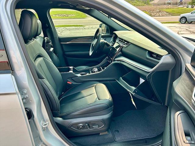 new 2025 Jeep Grand Cherokee L car, priced at $50,240