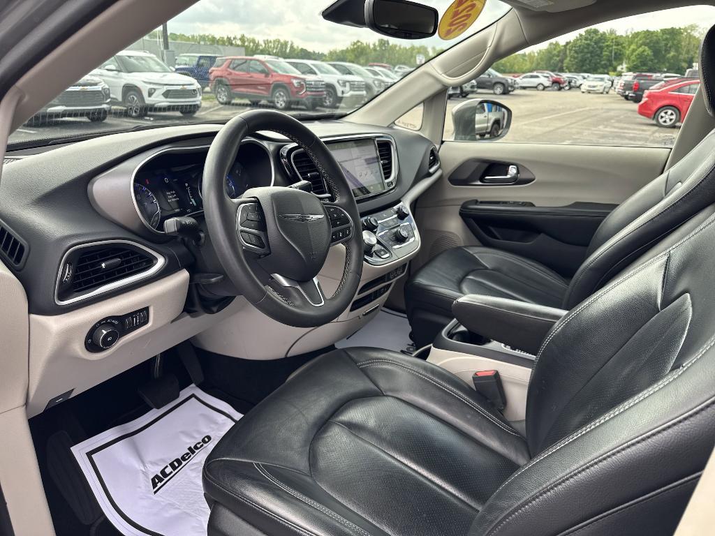 used 2022 Chrysler Pacifica car, priced at $23,565