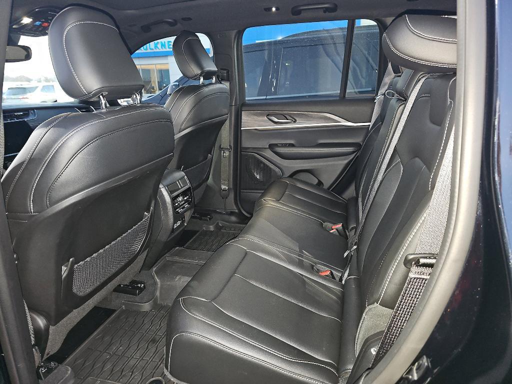 used 2024 Jeep Grand Cherokee car, priced at $38,780