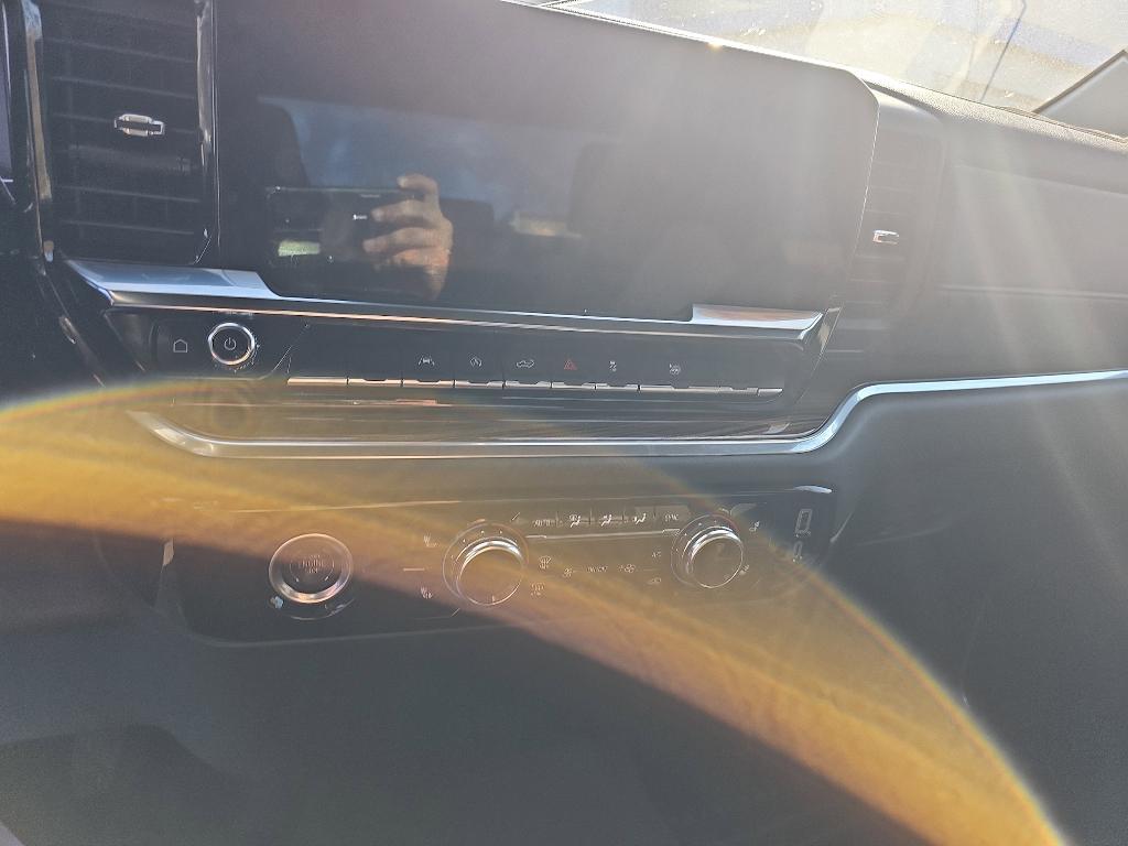 used 2024 GMC Sierra 1500 car, priced at $43,380