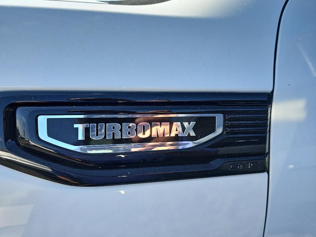 used 2024 GMC Sierra 1500 car, priced at $43,380