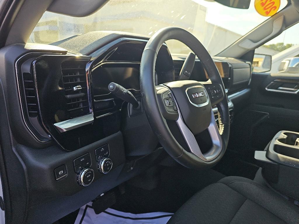 used 2024 GMC Sierra 1500 car, priced at $43,380