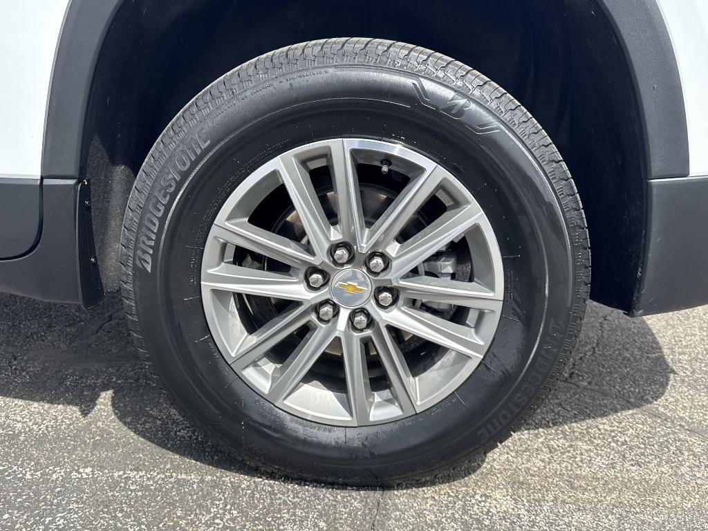 used 2023 Chevrolet Traverse car, priced at $34,250