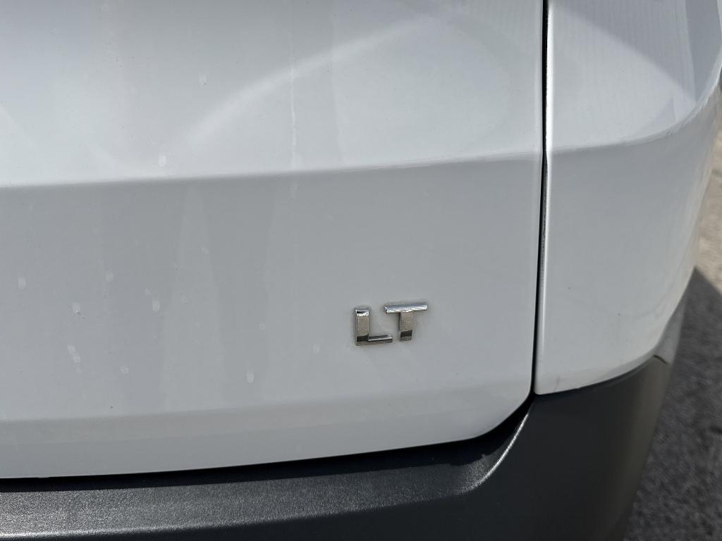 used 2023 Chevrolet Traverse car, priced at $34,250