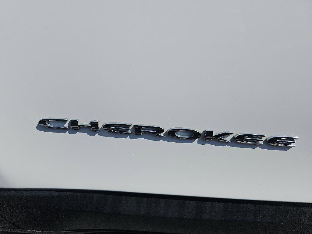 used 2021 Jeep Cherokee car, priced at $20,545