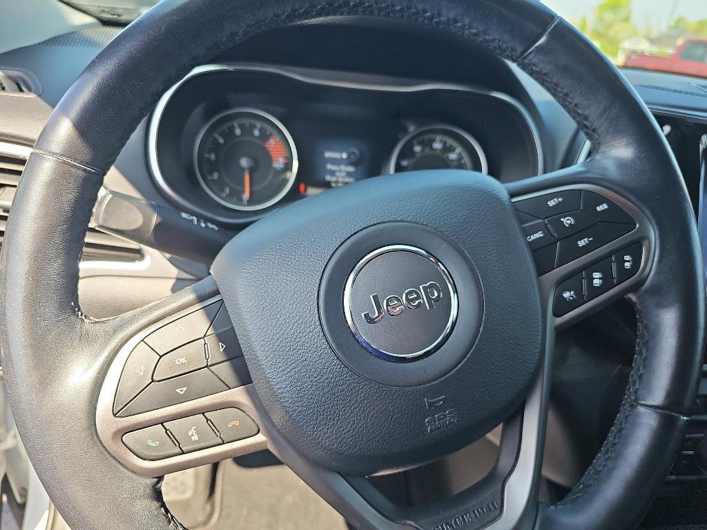 used 2021 Jeep Cherokee car, priced at $20,545