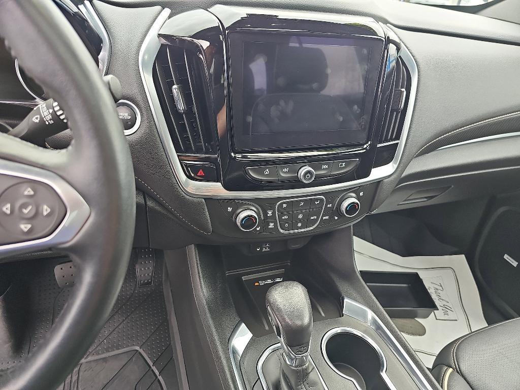 used 2022 Chevrolet Traverse car, priced at $36,985