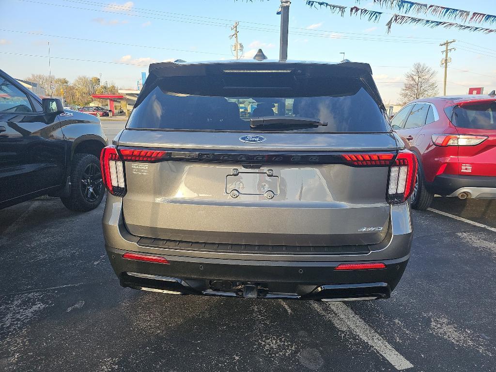 used 2025 Ford Explorer car, priced at $43,705