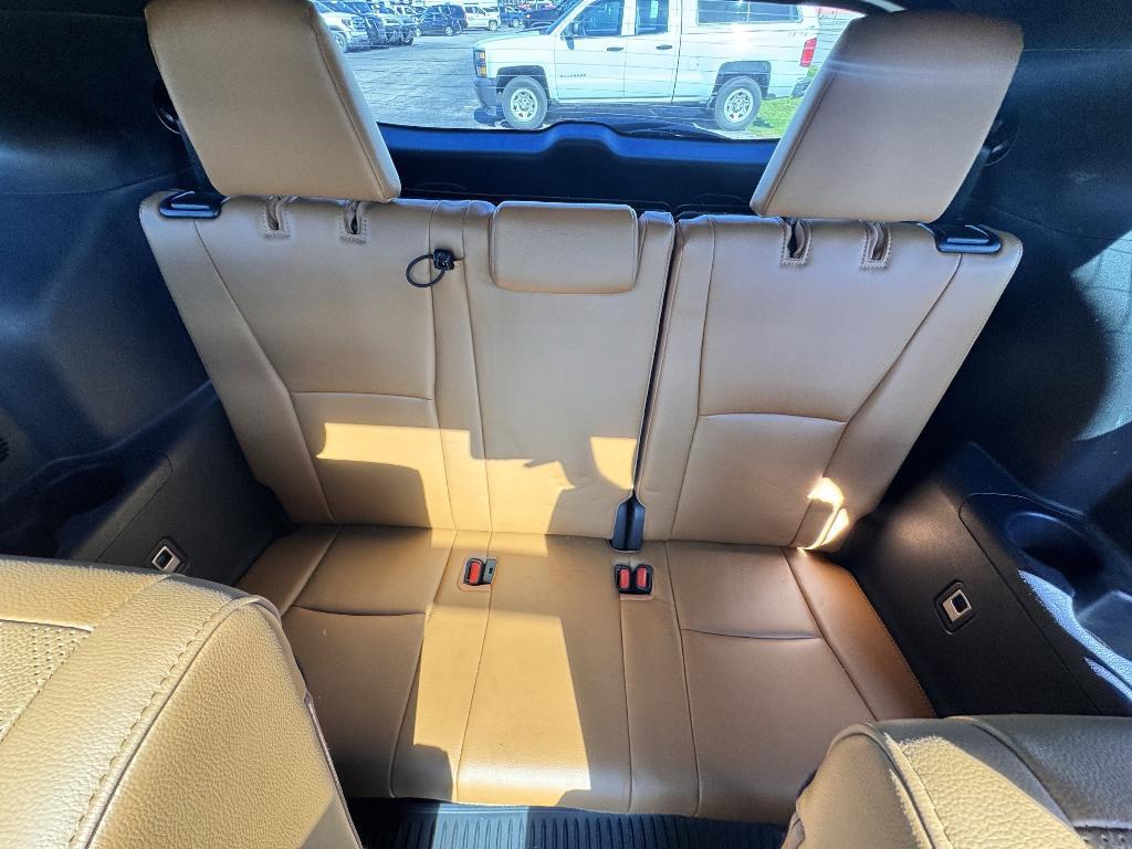 used 2021 Toyota Highlander car, priced at $37,190