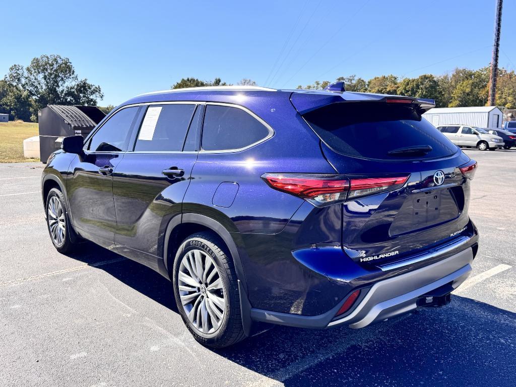 used 2021 Toyota Highlander car, priced at $37,190
