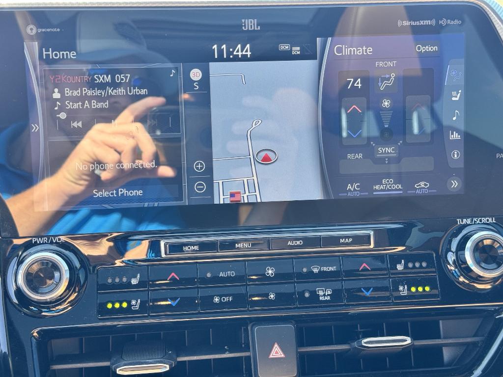 used 2021 Toyota Highlander car, priced at $37,190