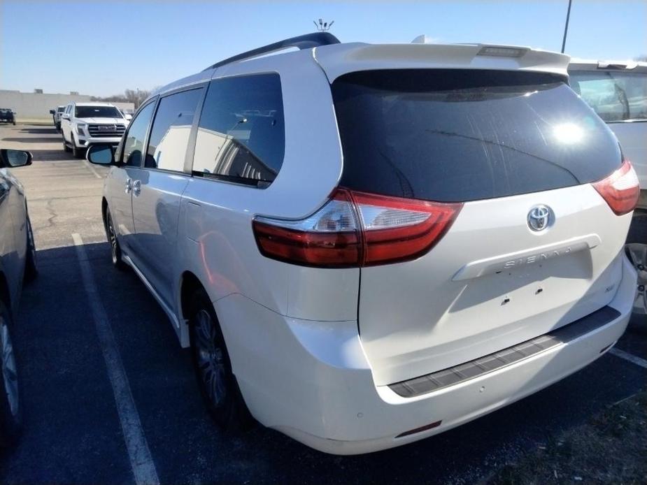 used 2018 Toyota Sienna car