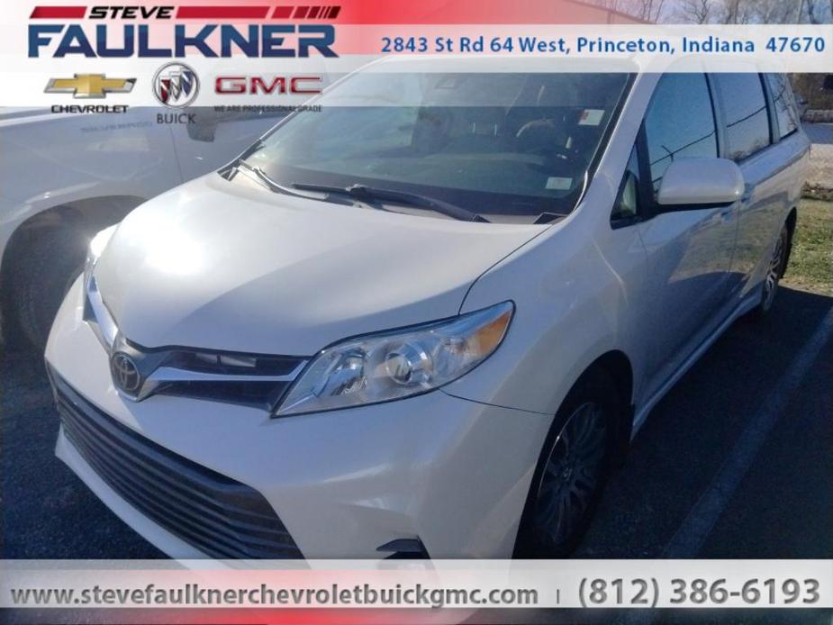 used 2018 Toyota Sienna car