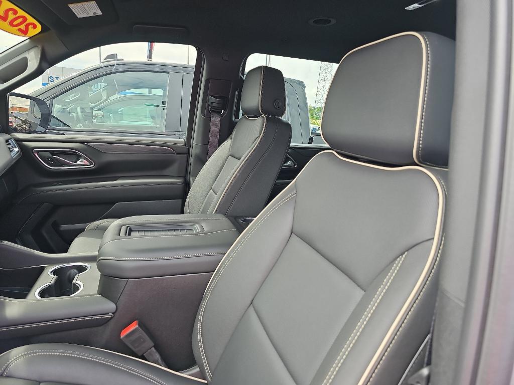 used 2024 GMC Yukon XL car, priced at $70,730