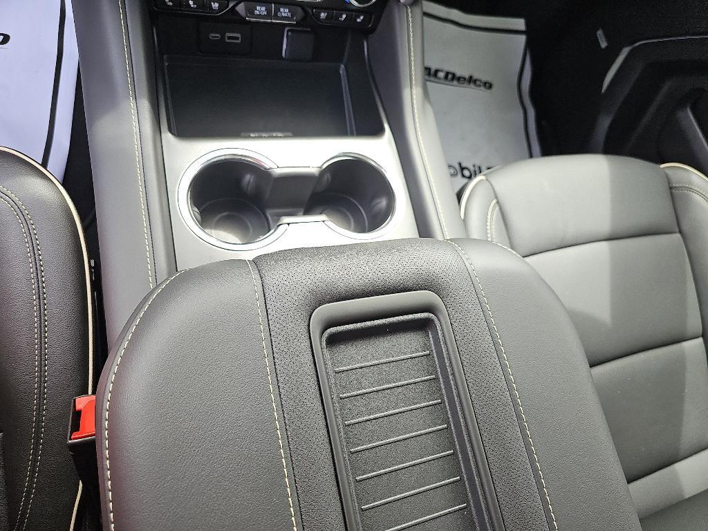 used 2024 GMC Yukon XL car, priced at $70,730