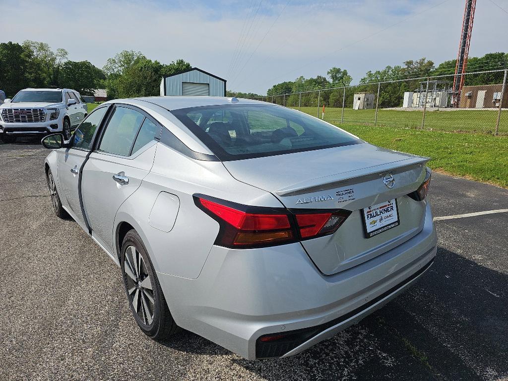 used 2022 Nissan Altima car, priced at $21,625