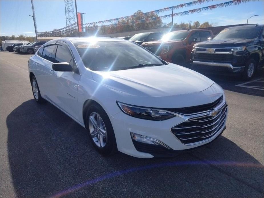 used 2022 Chevrolet Malibu car, priced at $21,135