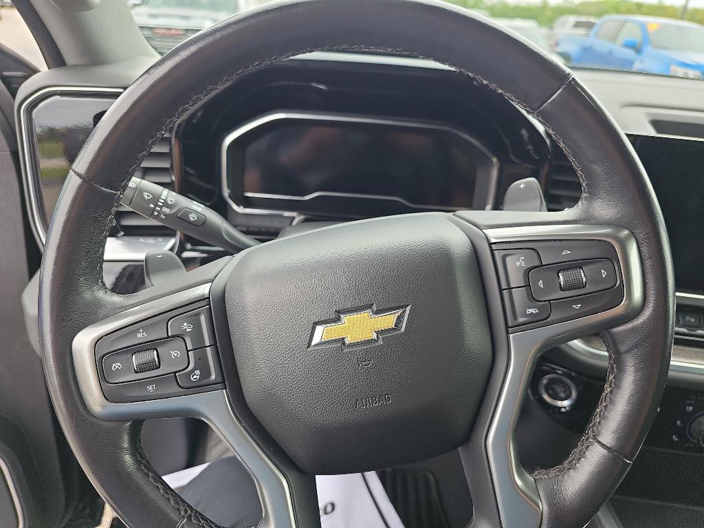used 2022 Chevrolet Silverado 1500 car, priced at $43,285