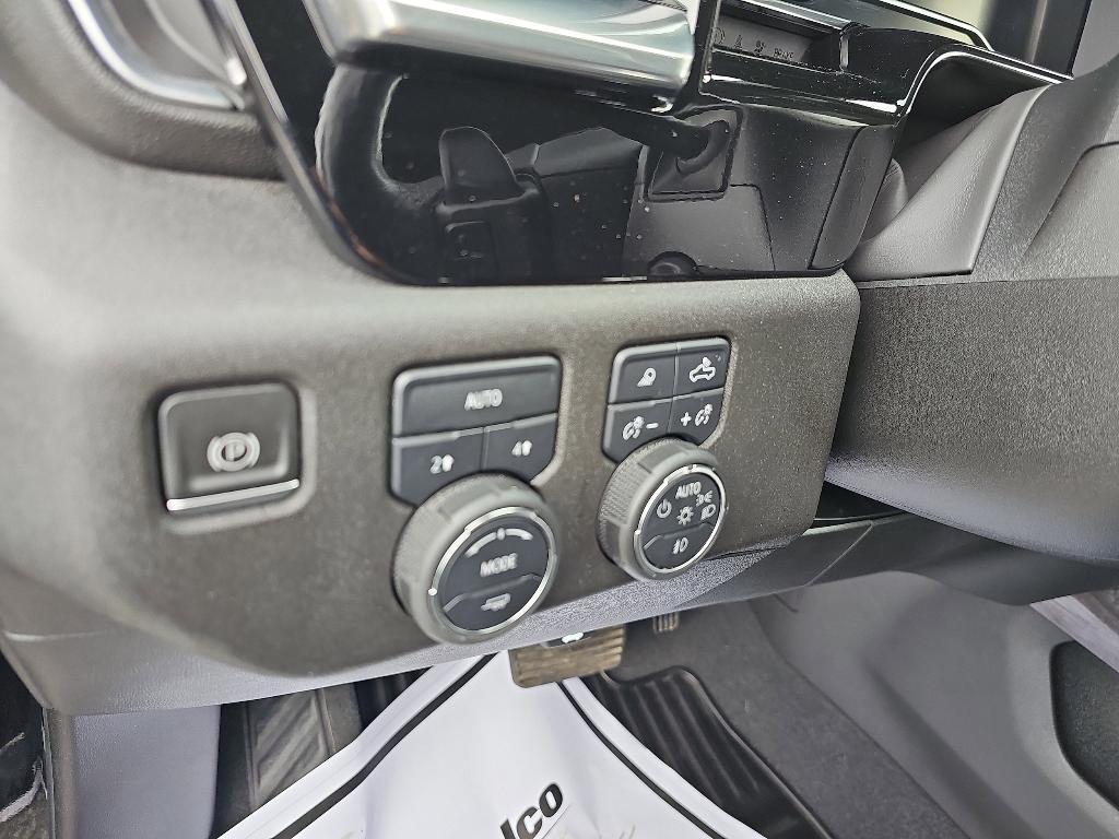 used 2022 Chevrolet Silverado 1500 car, priced at $43,285