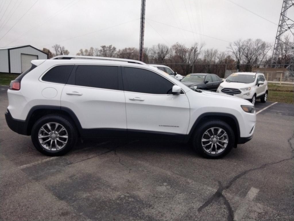 used 2021 Jeep Cherokee car, priced at $21,140