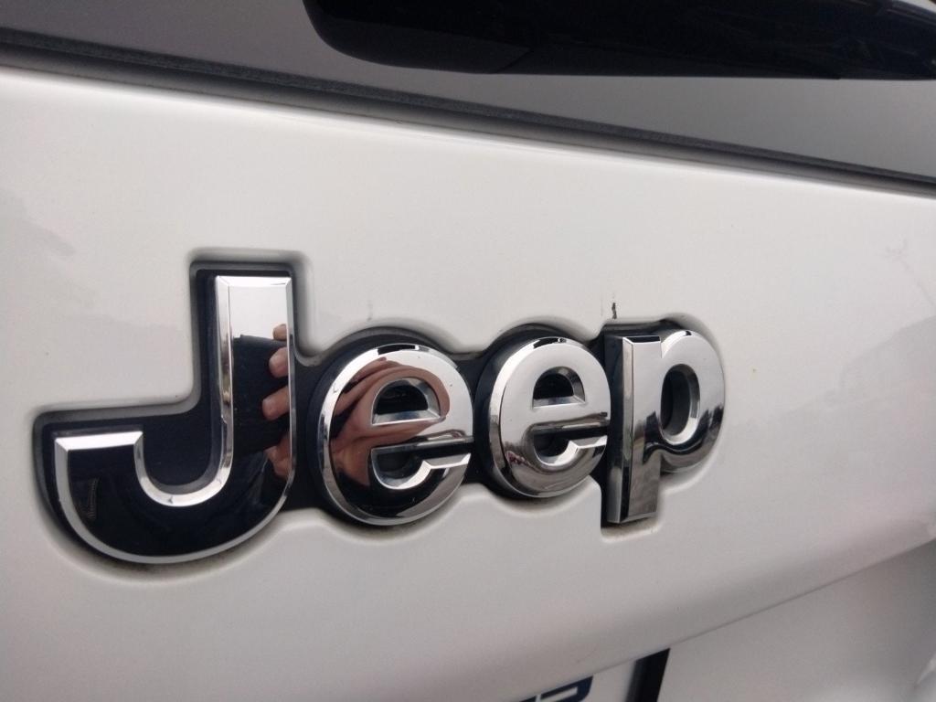 used 2021 Jeep Cherokee car, priced at $21,140