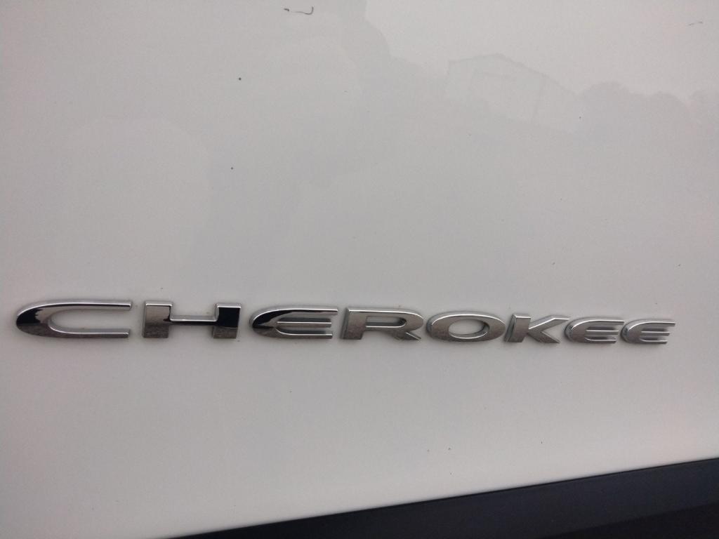 used 2021 Jeep Cherokee car, priced at $21,140