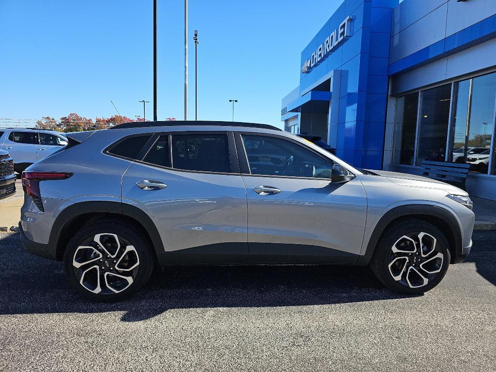 used 2025 Chevrolet Trax car, priced at $26,450