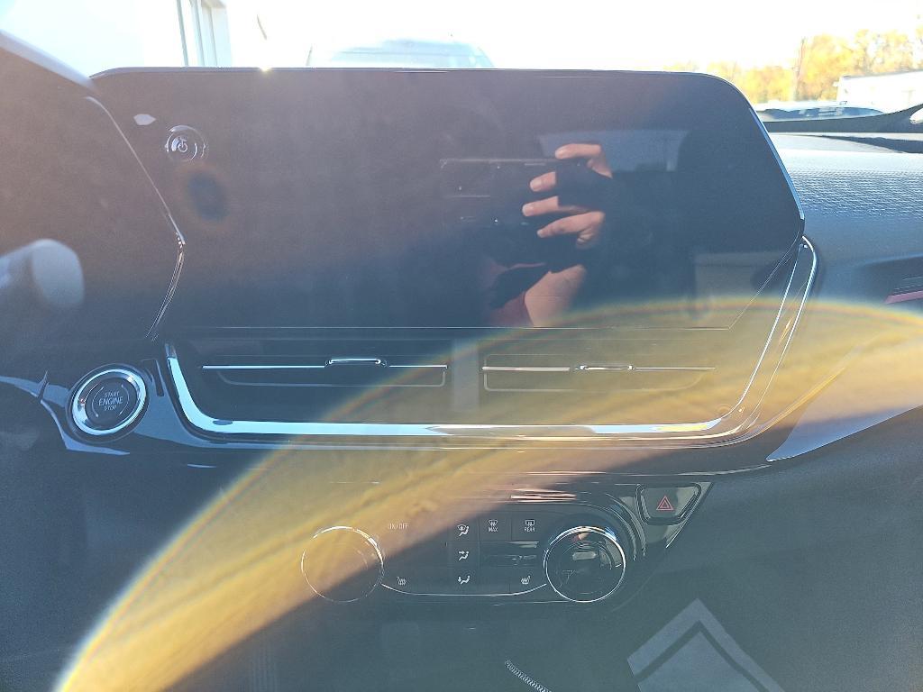 used 2025 Chevrolet Trax car, priced at $26,450