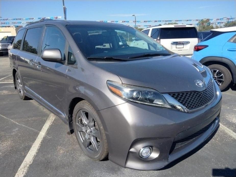 used 2017 Toyota Sienna car, priced at $17,450