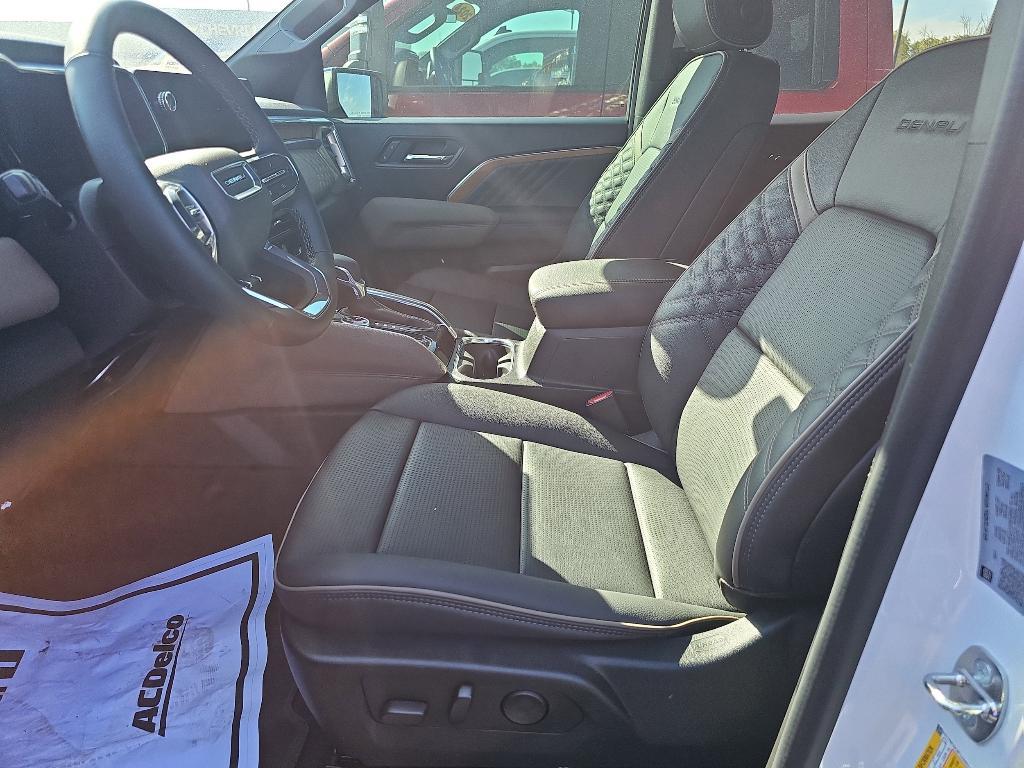 used 2023 GMC Canyon car, priced at $44,435