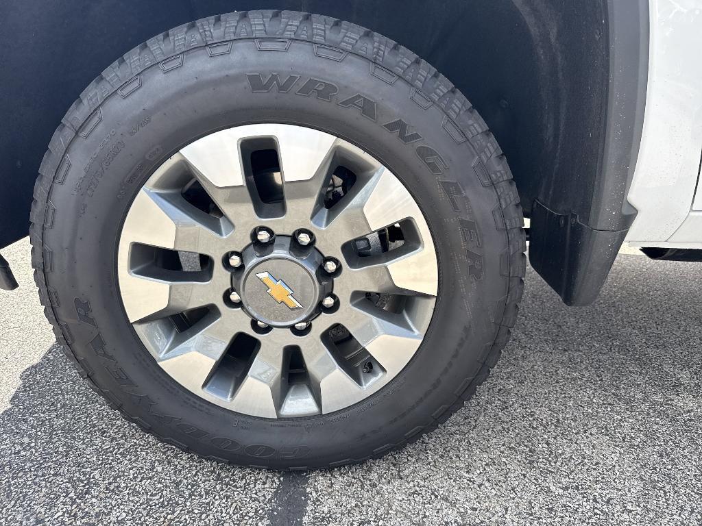 used 2025 Chevrolet Silverado 2500 car, priced at $59,895